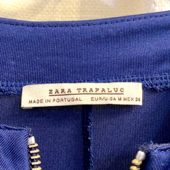 NWOT Women’s ZARA TRAFALUC Shift Dress Slinky Knit 1/4 Front Zipper Navy Blue - Picture 3 of 5